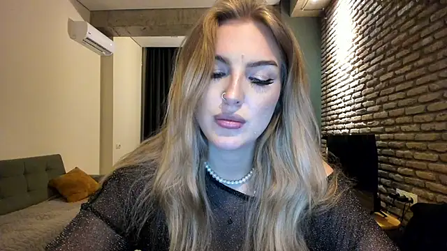 fifteenpoem webcam