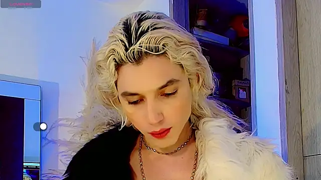 honey_skin webcam