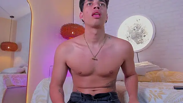 Benjamin_More webcam