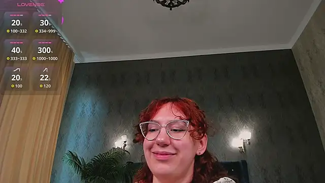 Watch ellie_coy_ live on EroticFlix - High definition streams