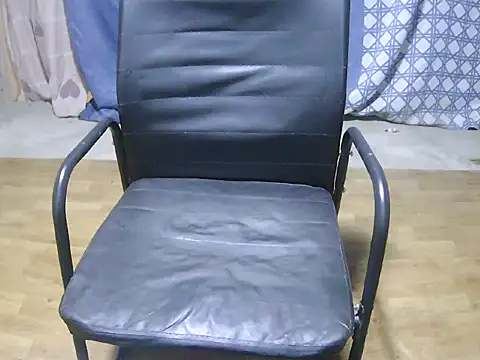 WetHornyPusy4u webcam