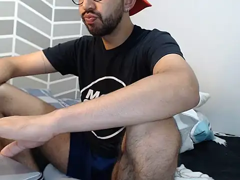 thomass1018 webcam