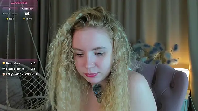 Linda__Bloom webcam