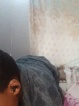 ShyBabe_07 webcam