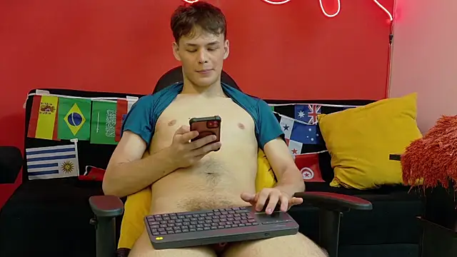 LoganSteel_ webcam