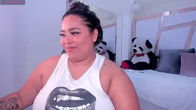 Watch tatikanyx live on EroticFlix - High definition streams
