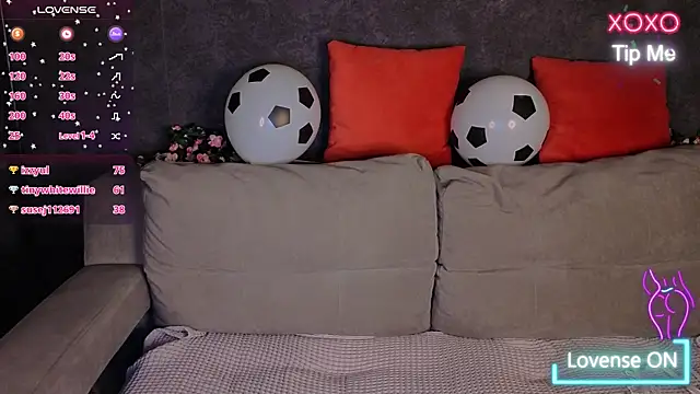 Ricki_Bloom webcam