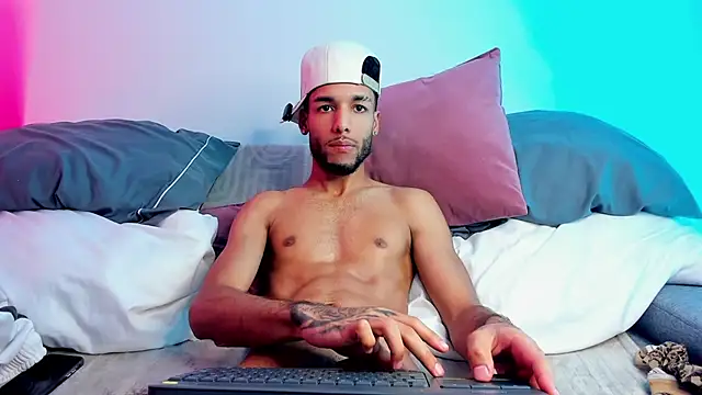 thiagoferreti (M twink) - show masturbate