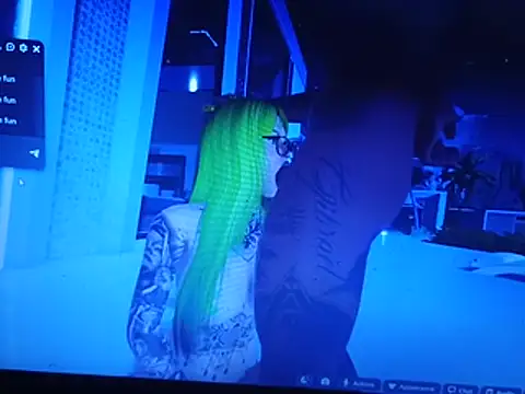 LotusRoyalty webcam