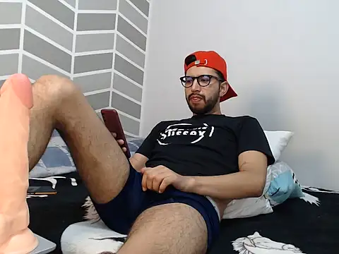 thomass1018 webcam