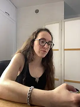 Watch MartiniiSelenna live on EroticFlix - High definition streams