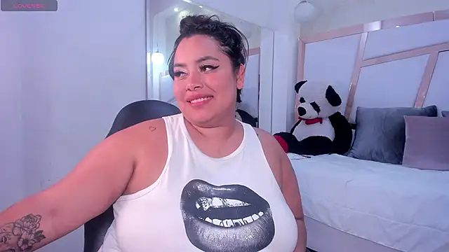 Watch tatikanyx live on EroticFlix - High definition streams