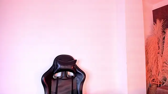 CristineRainn_