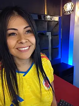 Watch Aniajoness_ live on EroticFlix - High definition streams