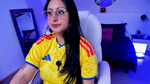 Amber_gold_ webcam