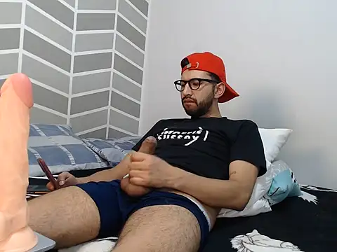 thomass1018 webcam