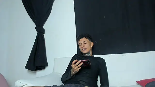 self_love46 webcam