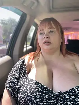 LadyDreams11 webcam
