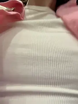 rinacat (F young) - Show & bounce tits