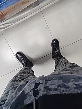 militar98y15 (M young) - Mientras mas Apoyo mas hot