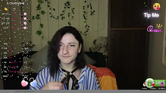 Muse_kitty_jenia webcam