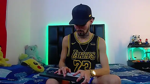 Brutal_Sex_Fucking webcam
