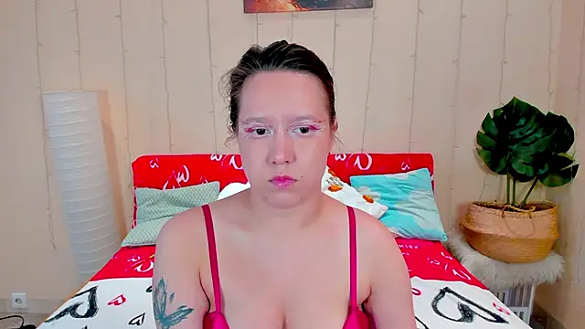 Mira_Karter webcam