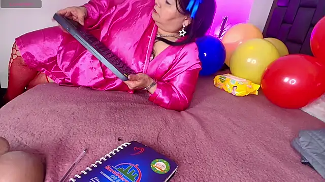 EllenaBoobs_ webcam