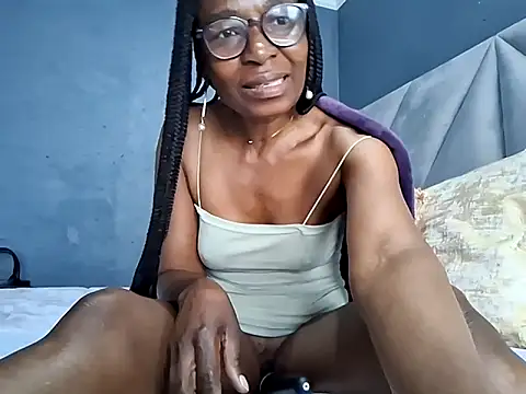 naughtycouga (F milf) - Make me wet💦💋