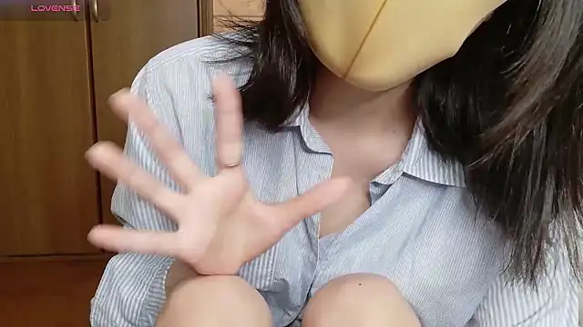 minami_room Live Webcam on Stripchat