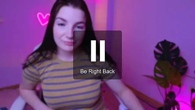 Watch AliceChanel live on EroticFlix - High definition streams