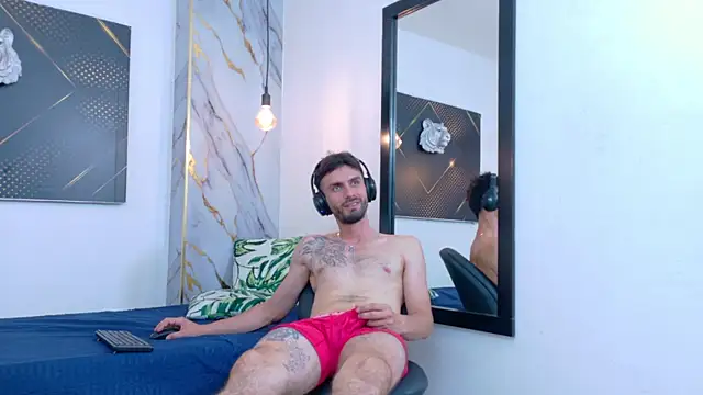 KingOfTemptation webcam