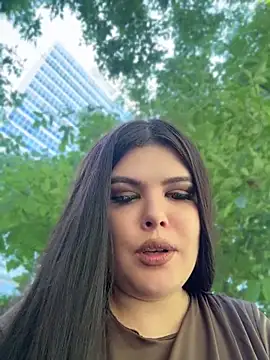 amelliadiamond (F young) - Jerking off my pussy in the park