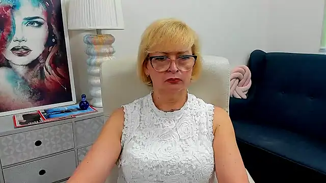 luna_xfantasy webcam