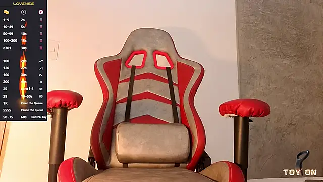 isaacblaze_ webcam