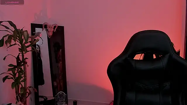 MissCharlottte_18 webcam