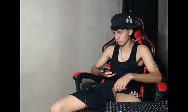 Garu_hot19 webcam