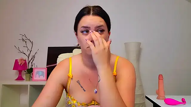 NicolSparkleX webcam
