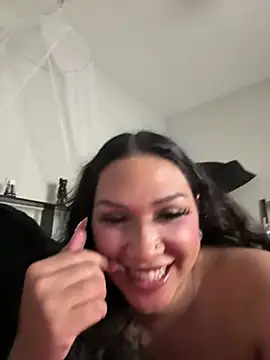 Lickplayofficial webcam