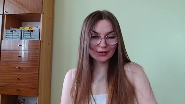 Watch LooveELLYx live on EroticFlix - High definition streams