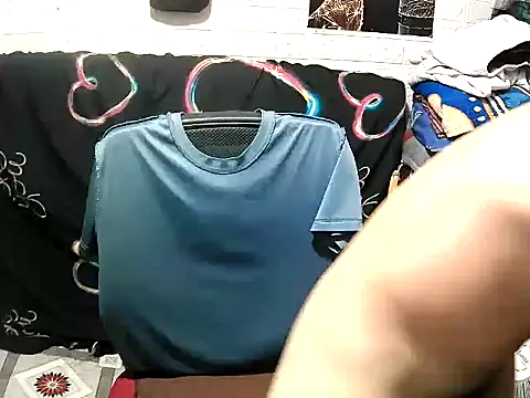 Theboy_cummerx69 webcam