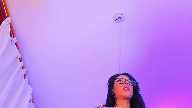 julietha03 webcam