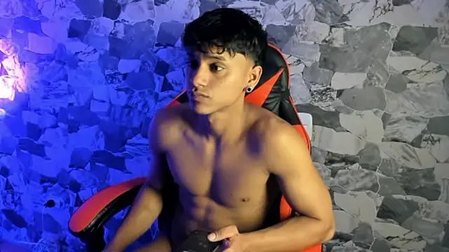ZYZZ1312 webcam
