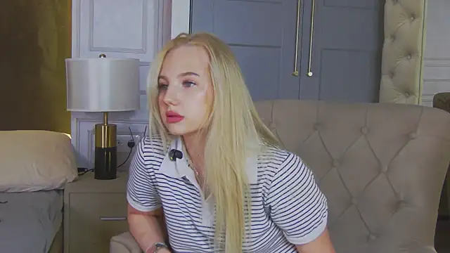 Sky_Cutie webcam