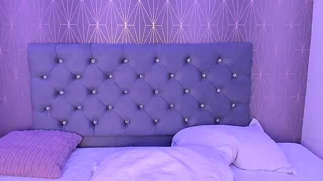 Karen_Roxe webcam