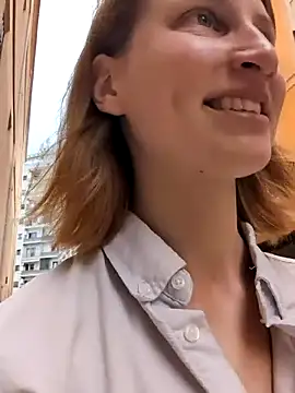 julialexxxx (F young) - Show beautiful boobs
