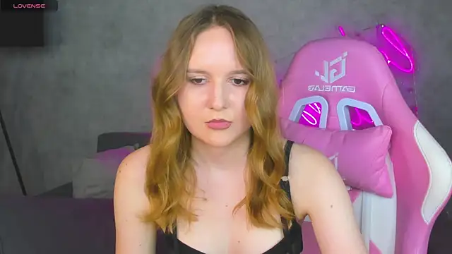 Emmaa_Kimm webcam
