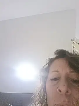 Nikki_milf69 webcam