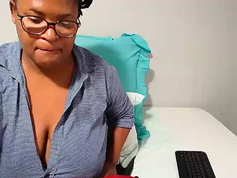 CandyYumsAerolaXX webcam