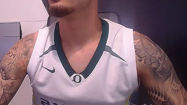 BrandonTate webcam